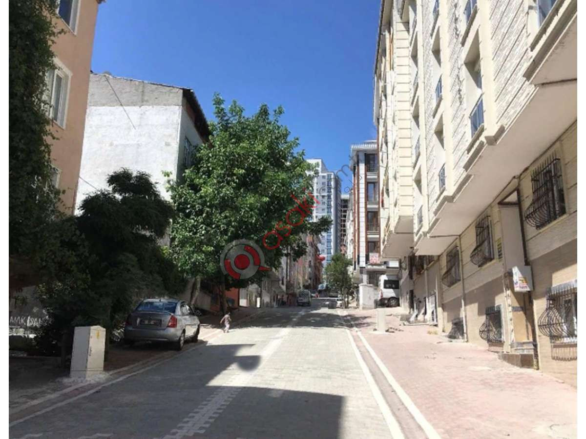 Esenyurt Yeşilkent Mahallesinde Satılık 15.50 Arsa - Büyük 3