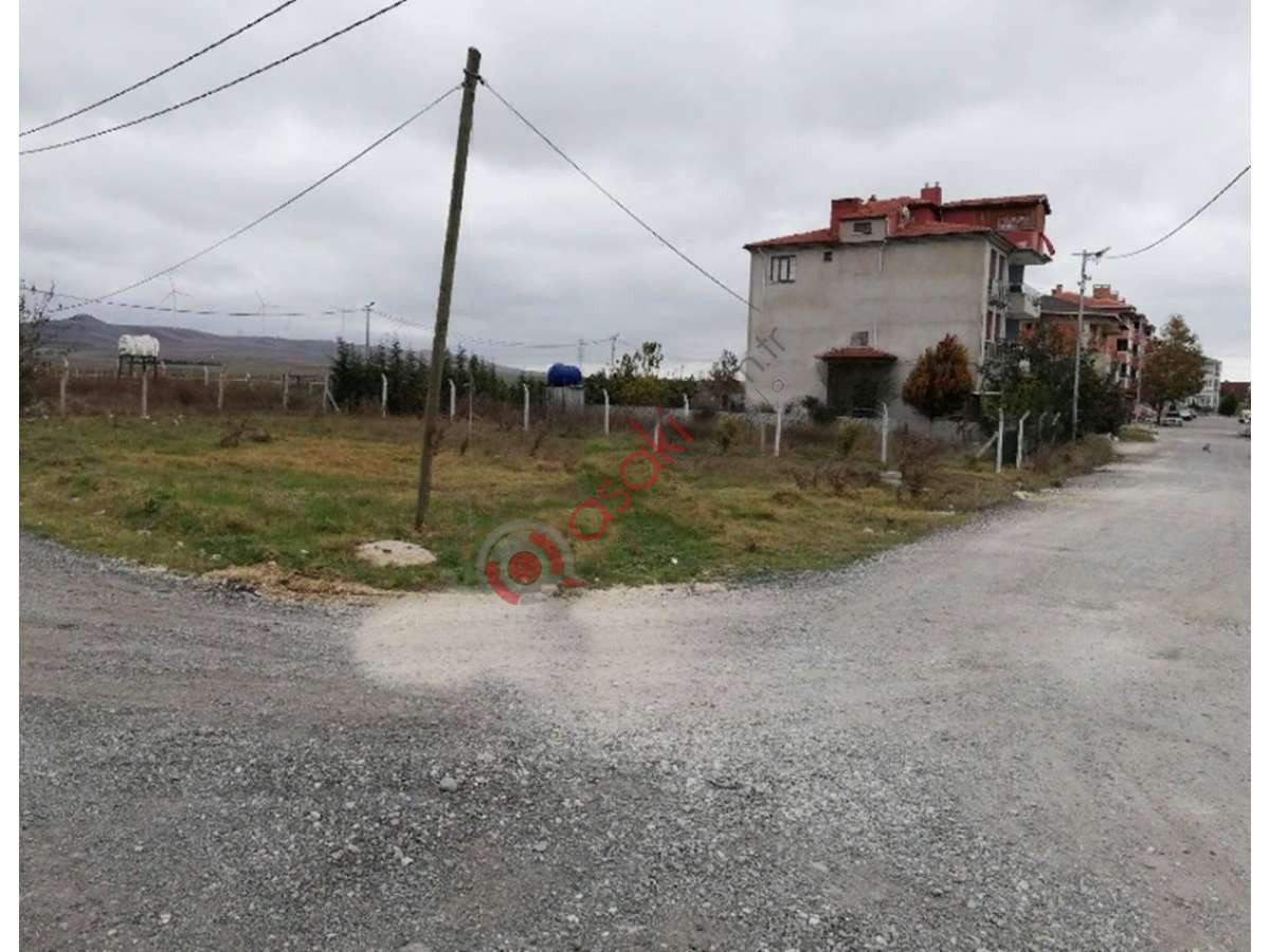 Silivri İsmetpaşa'da Satılık Köşe Başı Konut Arsası - Büyük 1