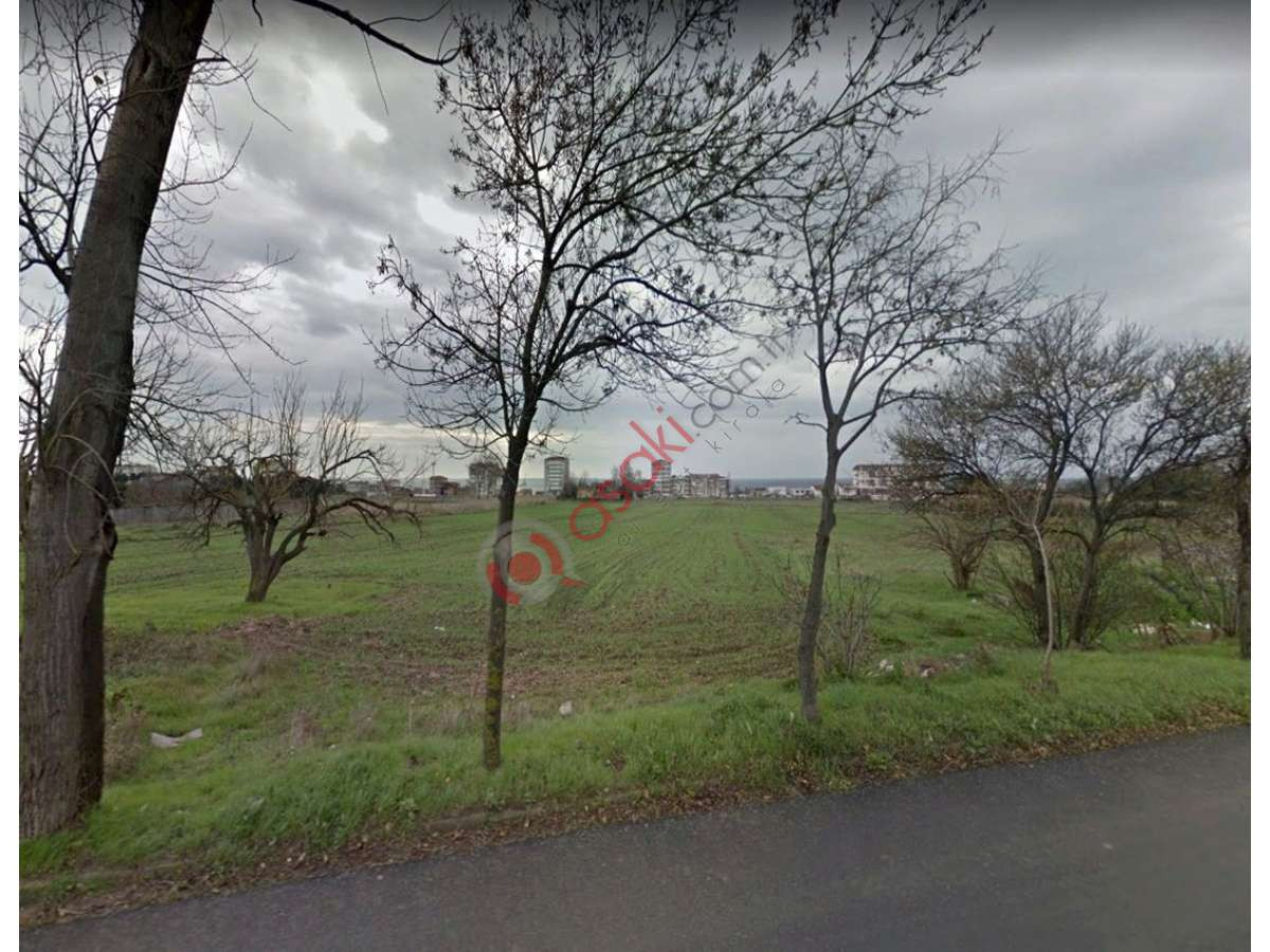 B&uuml;y&uuml;k&ccedil;ekmece Celaliye'de M&uuml;kemmel K&ouml;şe Imarlı Arsa