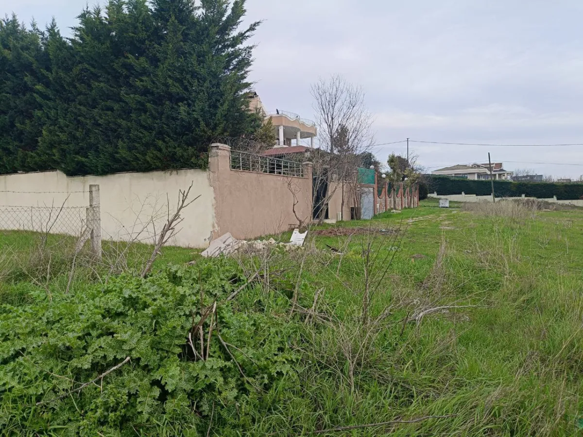 B.&ccedil;ekmece Kamiloba'da Satılık 700 M&sup2; Arsa - Büyük 1