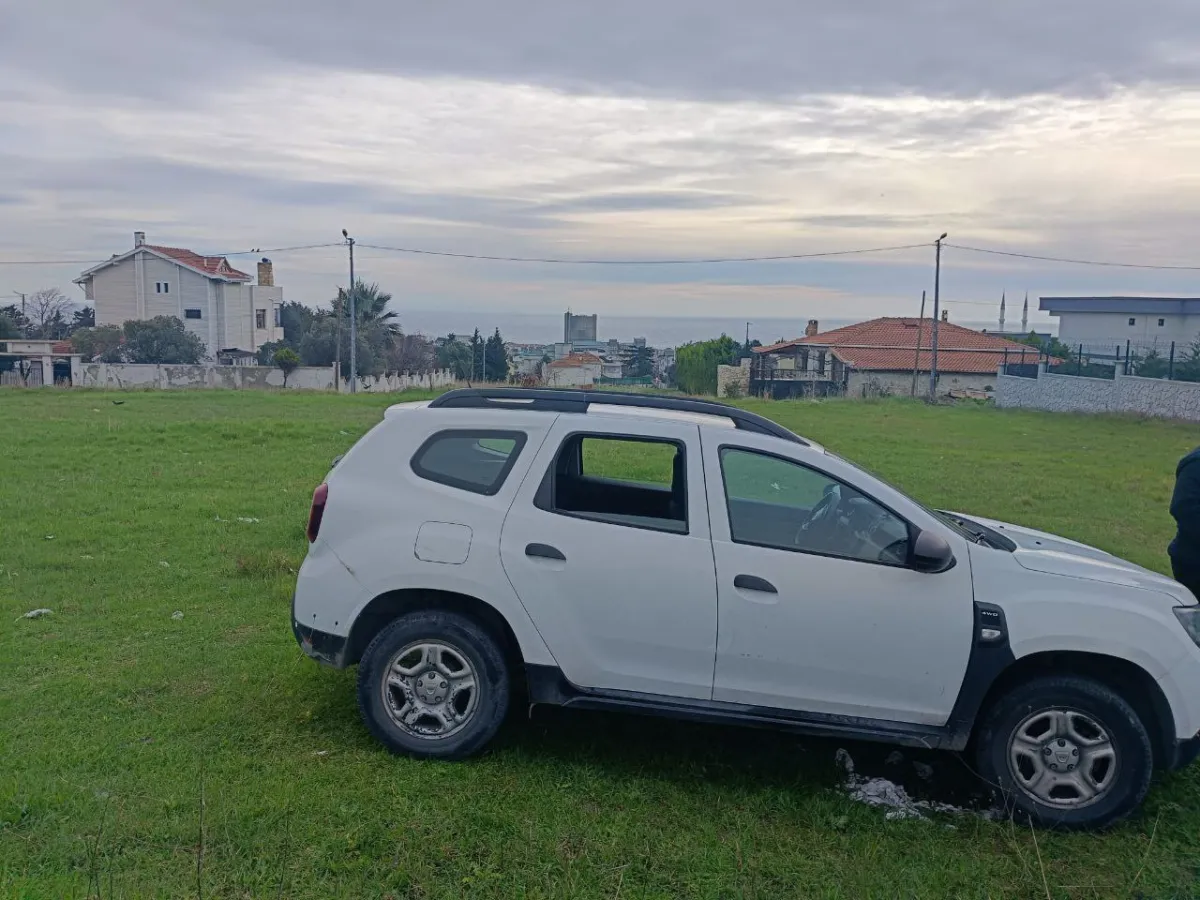 B.&ccedil;ekmece Kamiloba'da Satılık 700 M&sup2; Arsa - Büyük 5