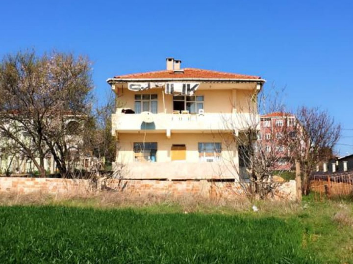 Silivri çantaköy'de Arsa + 2 Katlı Satılık Bina - Büyük 1