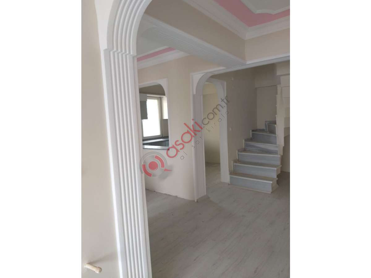 Yeniçiflikte Denize 1 Km Mesafede Sıfır Satılık Villa - Büyük 1