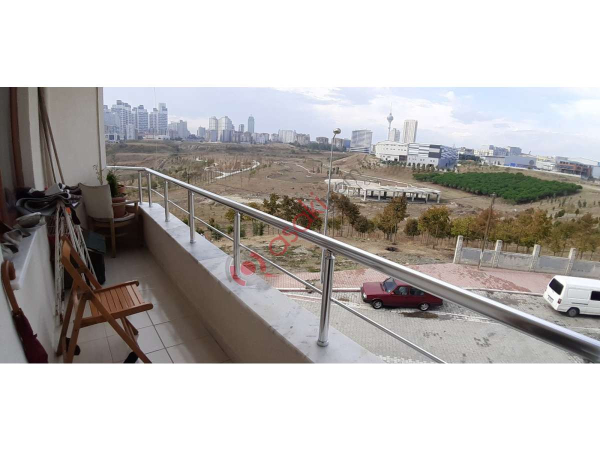 Esenyurt ATATÜRK MAH 3+1 130 M2 Ara Kat Satılık Daire - Büyük 1