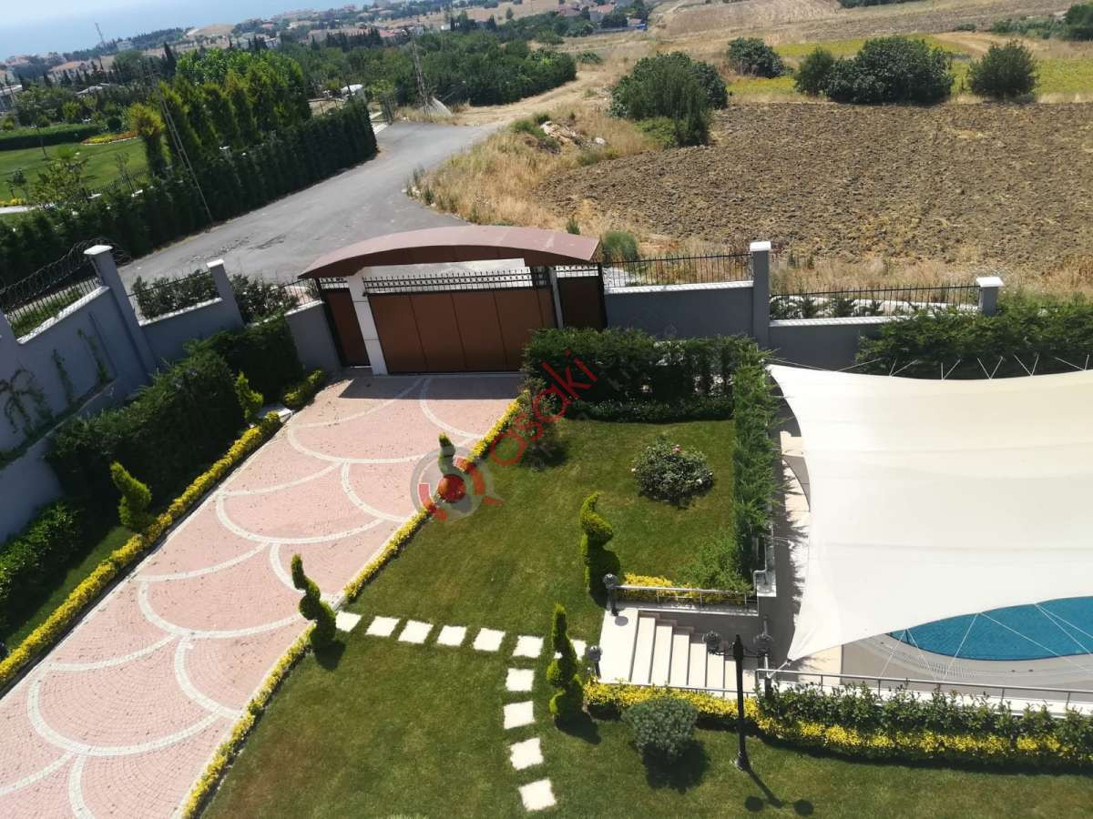 Büyükçekmece Celaliyede Satılık Mükemmel Villa - Büyük 11