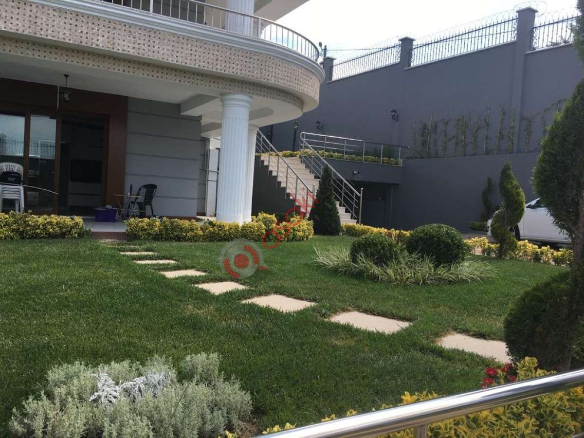 Büyükçekmece Celaliyede Satılık Mükemmel Villa - Büyük 12
