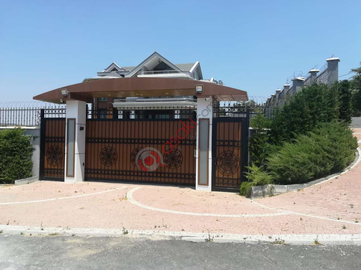 Büyükçekmece Celaliyede Satılık Mükemmel Villa - Büyük 17