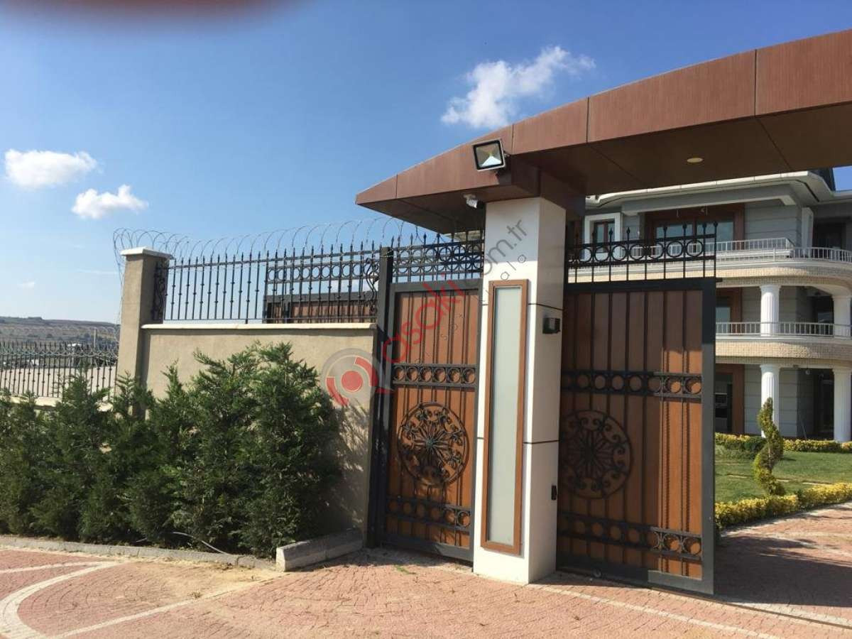 Büyükçekmece Celaliyede Satılık Mükemmel Villa - Büyük 18