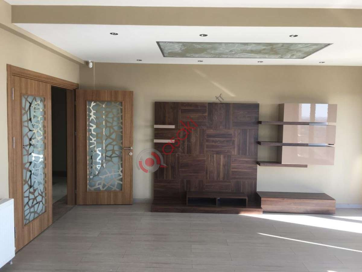 Büyükçekmece Celaliyede Satılık Mükemmel Villa - Büyük 28