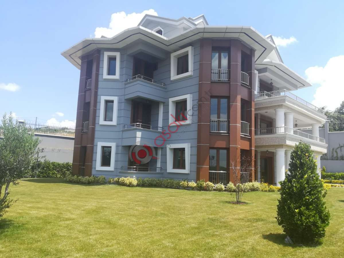 Büyükçekmece Celaliyede Satılık Mükemmel Villa - Büyük 34