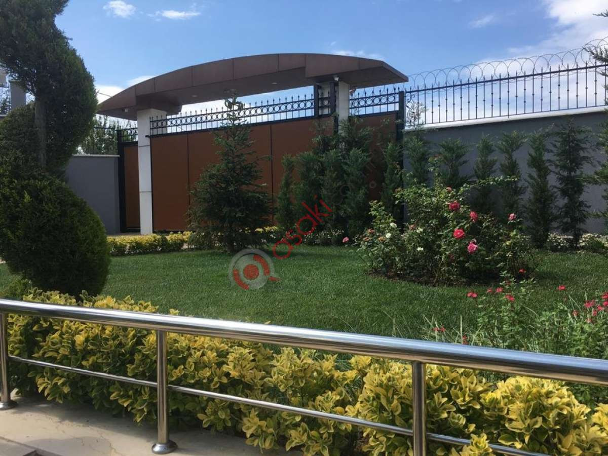 Büyükçekmece Celaliyede Satılık Mükemmel Villa - Büyük 2