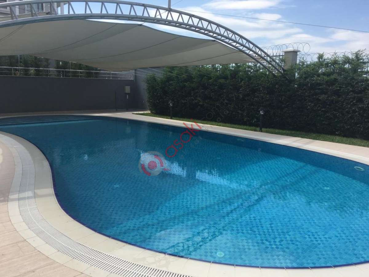 Büyükçekmece Celaliyede Satılık Mükemmel Villa - Büyük 3