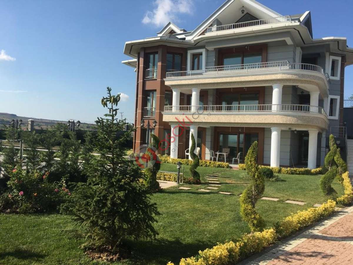 Büyükçekmece Celaliyede Satılık Mükemmel Villa - Büyük 8