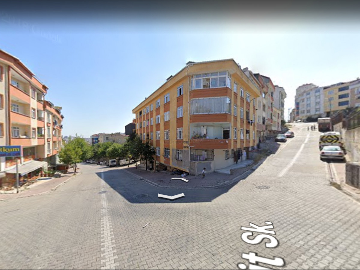 Esenyurt Kıraçta Ruhsatı Hazır Satılık Arsa