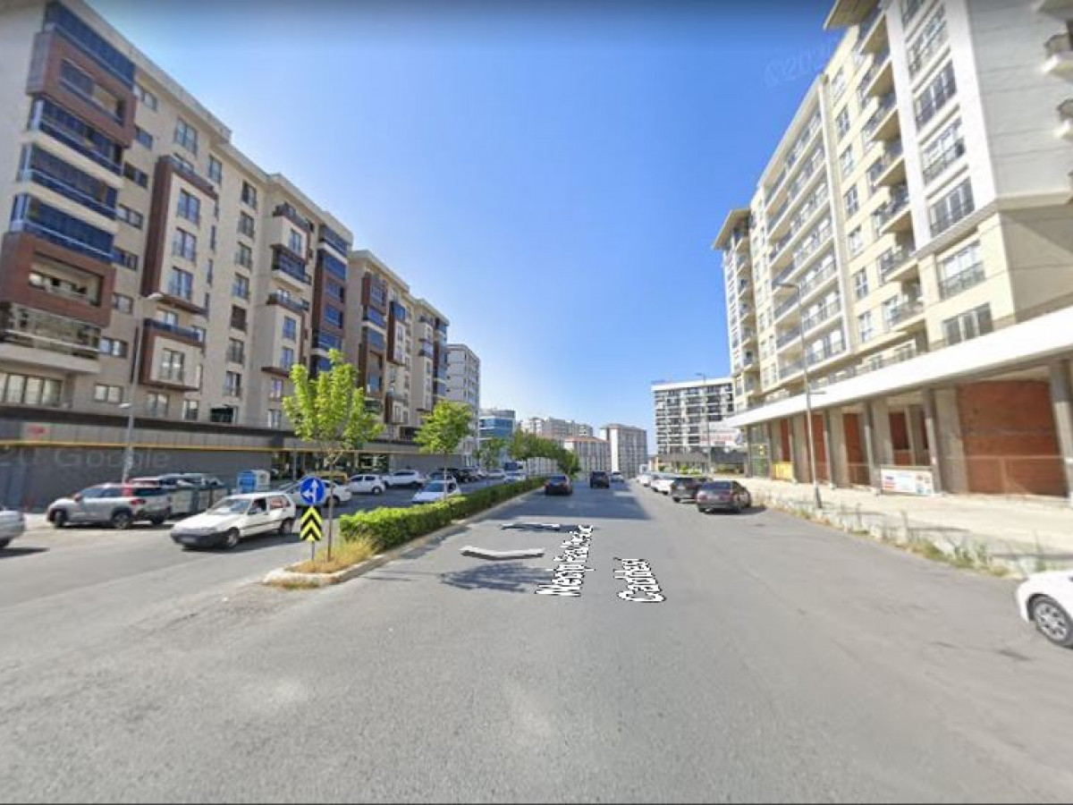 Esenyurtta Satılık 2774 M2  Arsa