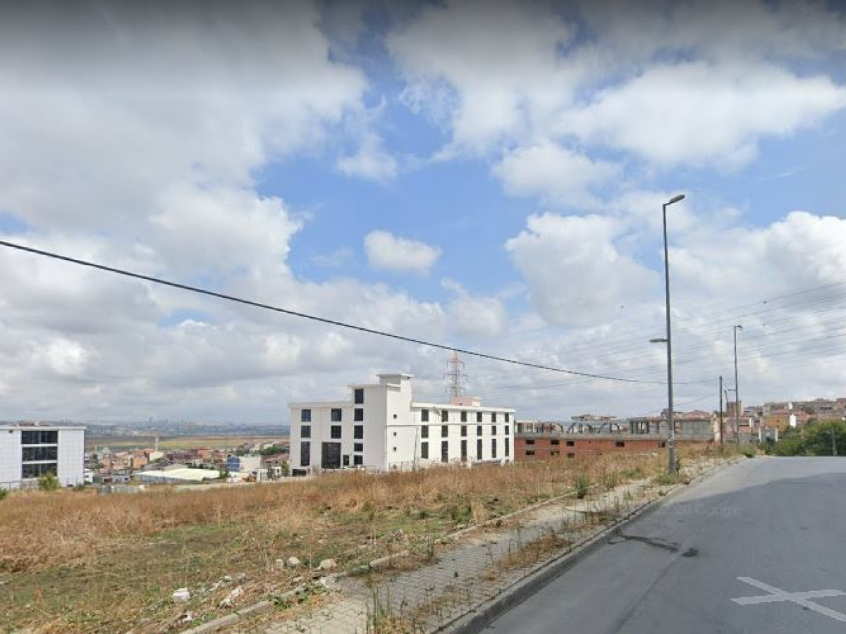 Esenyurt Akşemseddin Mah 1.091 m² Sanayi İmarlı Satılık Arsa - Büyük 1