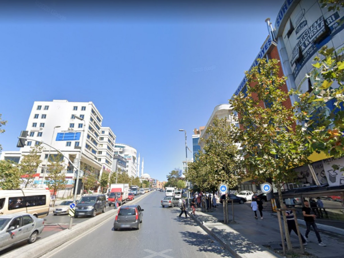 Esenyurt Fatih Mah 145 m2 Satılık Veya Kat Karşılığı Arsa - Büyük 1