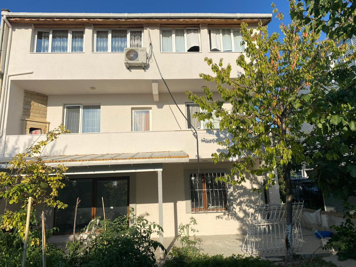 Beylikdüzü Sınırında Metrobüs Dibinde Satılık Villa - Büyük 3