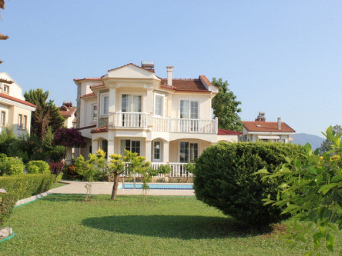 Büyükçekmecede Satılık Arsa - Büyük 1