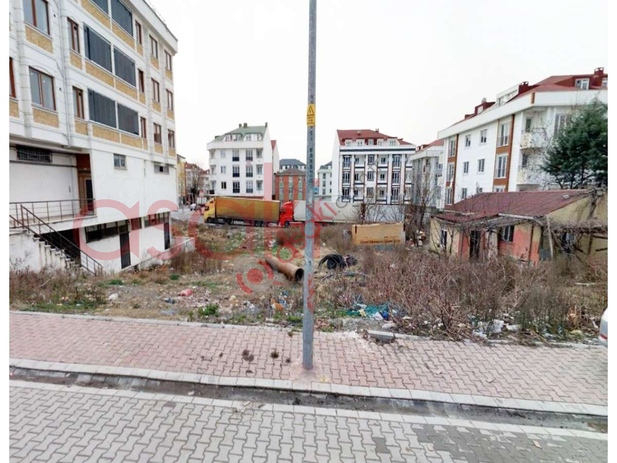 Esenyurt Haramidere De 123&sup2; Satılık Arsa