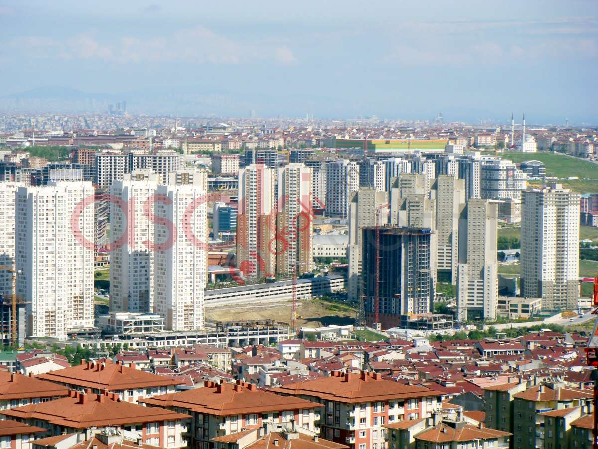 Esenyurt Hürriyette Satılık Bina