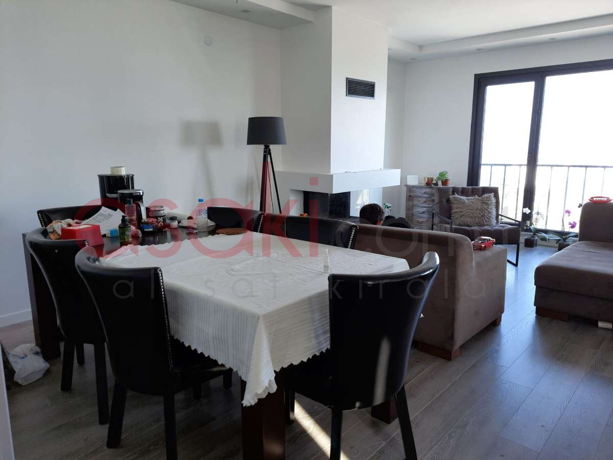 BÜYÜKÇEKMECE KUMBURGAZDA SATILIK VİLLA - Büyük 2