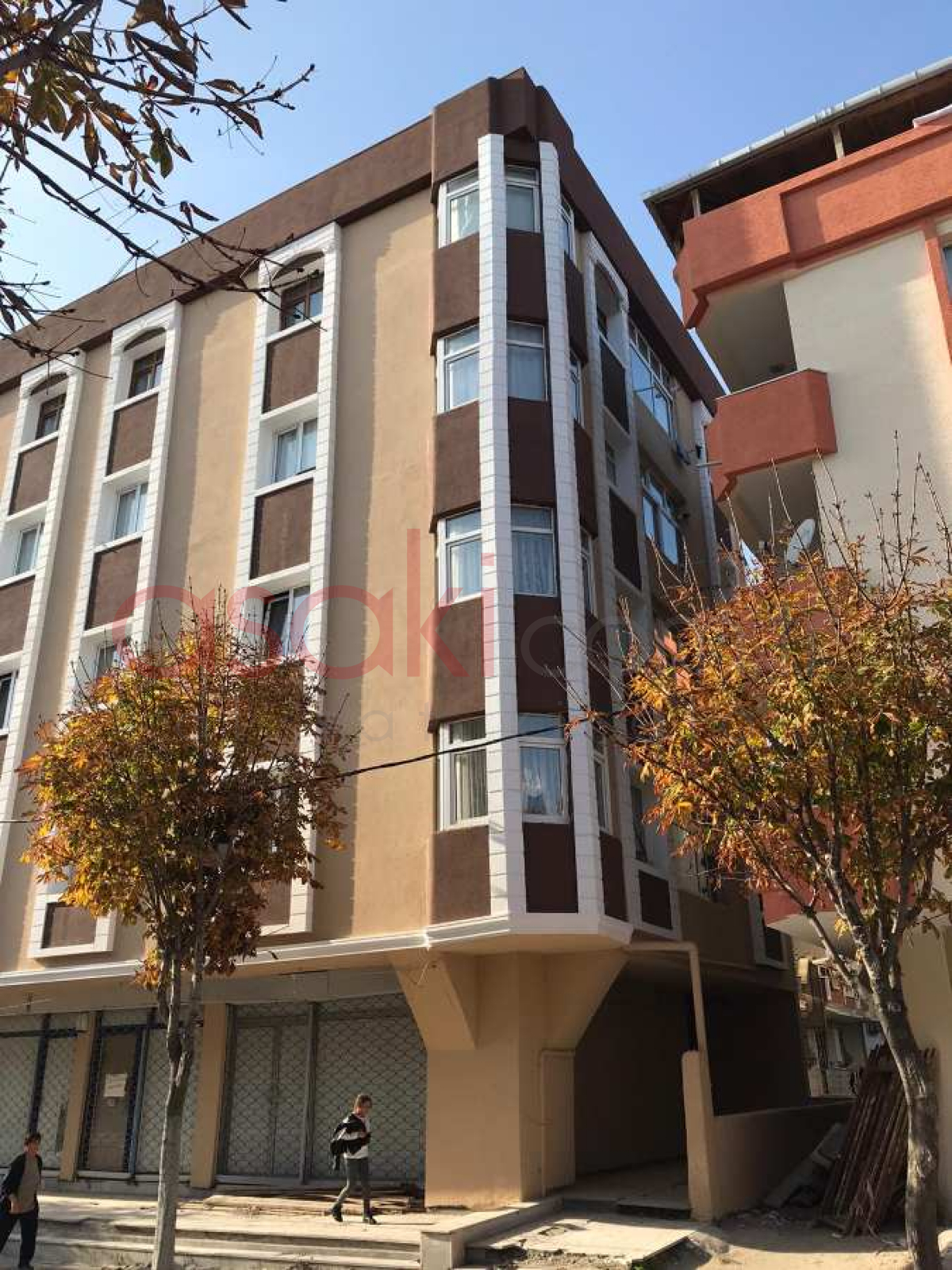 İstanbul Avcılar Cihangirde Satılık Bina - Büyük 1