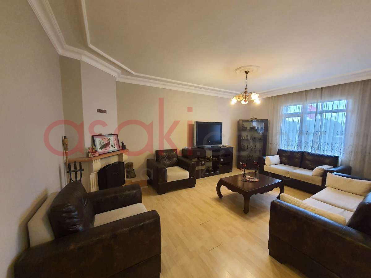 Celaliyede Satılık Mükemmel Manzaralı Triplex Villa - Büyük 15