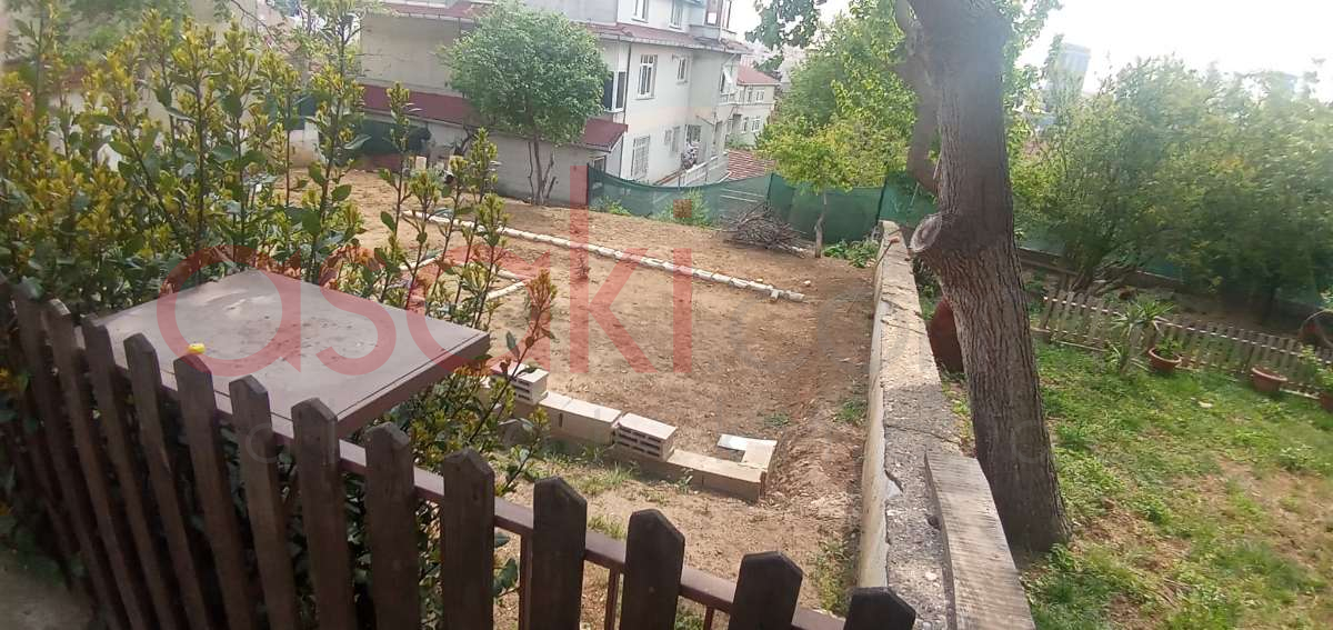 İstanbul Ataşehirde 551 M2 Satılık Ticari+Konut Arsa - Büyük 2