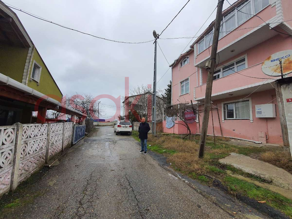 İstanbul Silivride  Satılık 165 m2 Arsa + 3 Kat Bina - Büyük 2