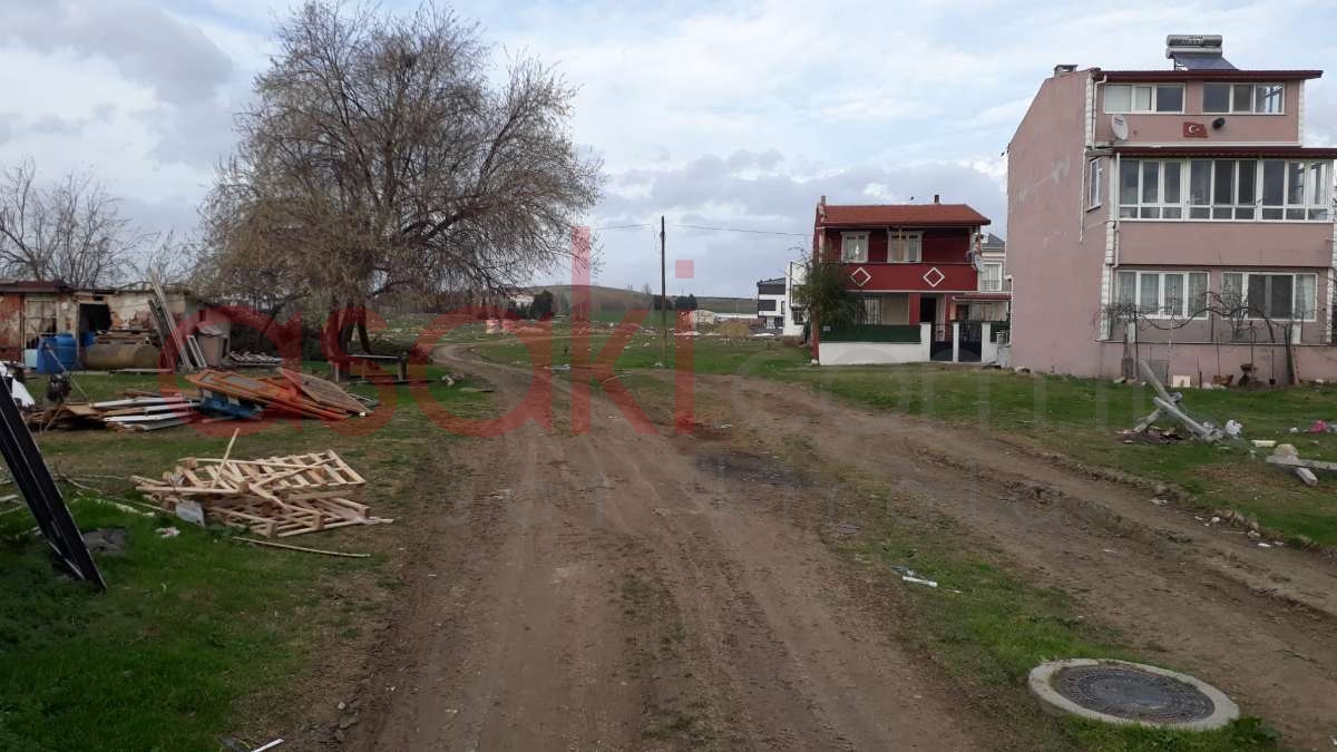 Yeniçiftlikte Satılık Arsa - Büyük 6