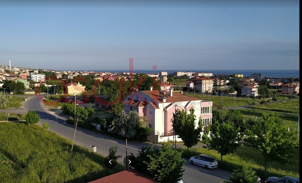 Tekirdağ Şarköy'de 248 M² Satılık Arsa - Büyük 0