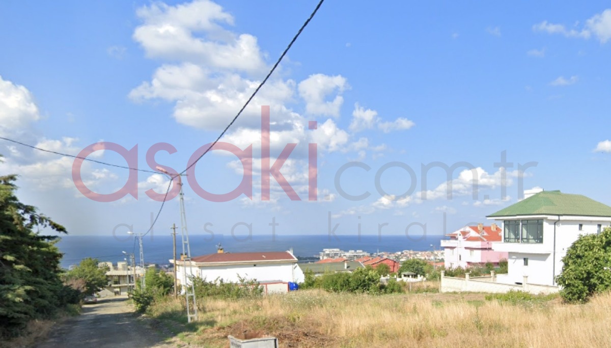 Büyükçekmece Kumburgaz'da Deniz Manzaralı Arsa