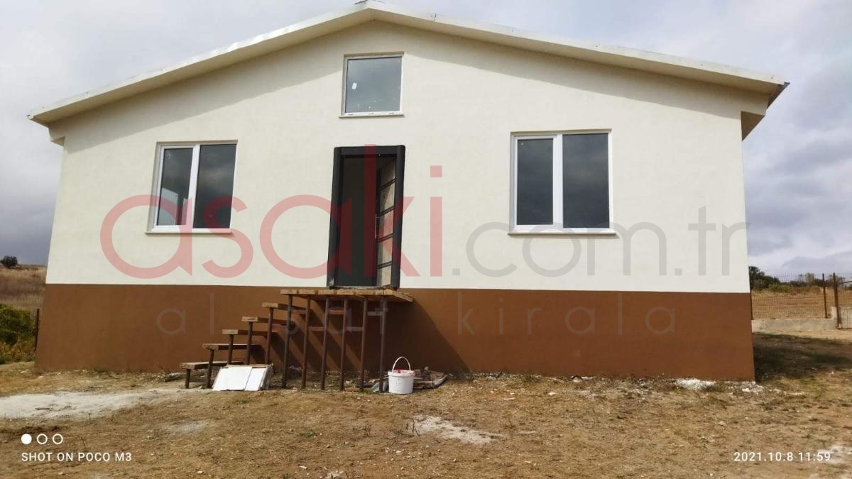 Çorlu Türkgücünde Satılık Tarla + 2 Adet Bağ Evi - Büyük 1