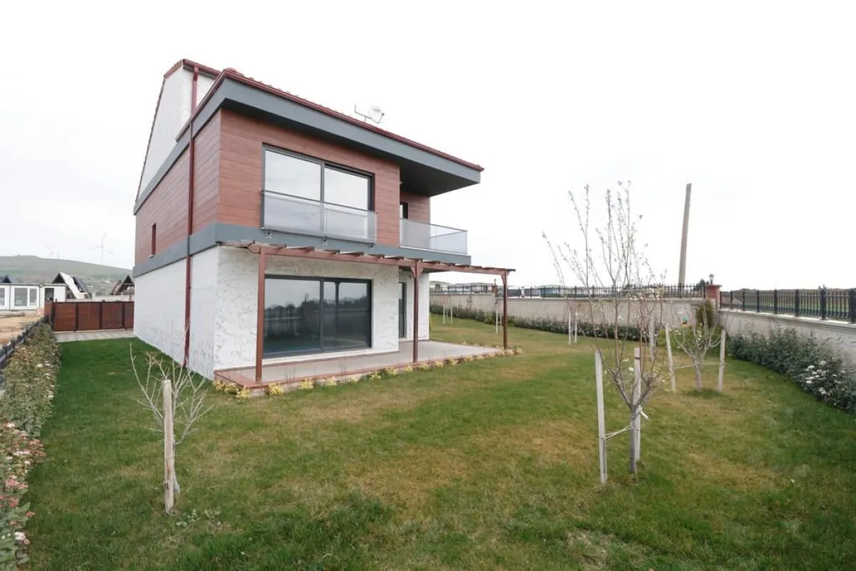 SİLİVRİ BALABANDA SATILIK 7+2 TRİPLEKS - Büyük 1