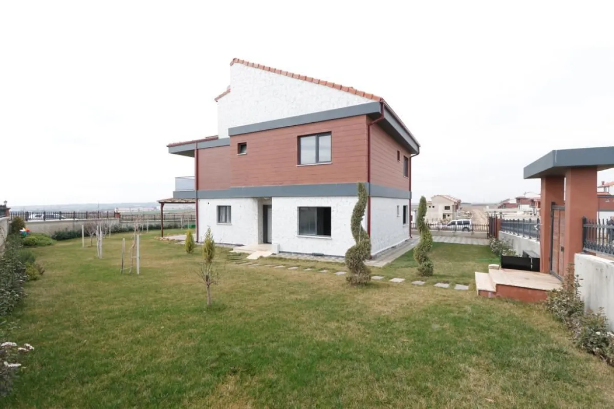 SİLİVRİ BALABANDA SATILIK 7+2 TRİPLEKS - Büyük 2