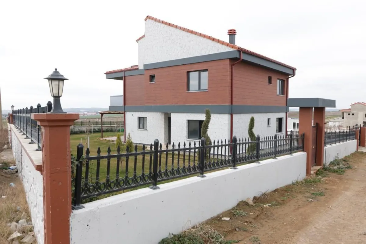 SİLİVRİ BALABANDA SATILIK 7+2 TRİPLEKS - Büyük 4