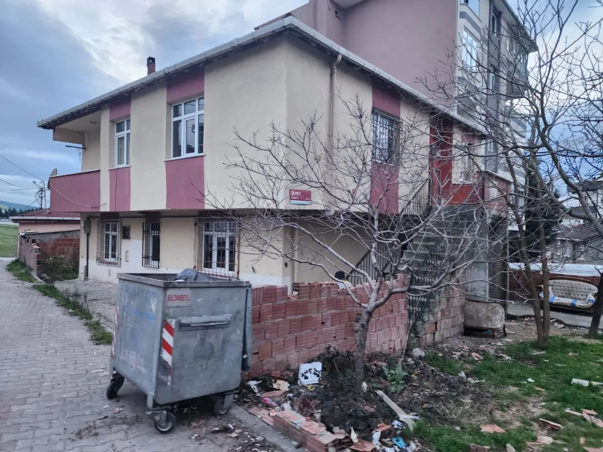 Sultanbeyli Battalgazi Mahallesinde 2 Katlı Satılık Bina - Büyük 17