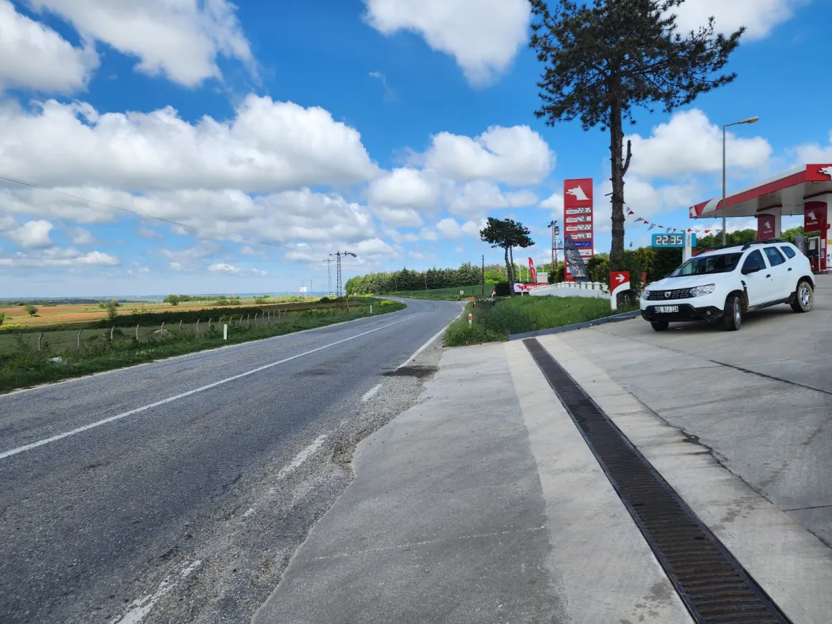 Vize Saray Ana Asfalta Cephe Satılık Tarla  ARAÇ TAKASI OLUR - Büyük 5