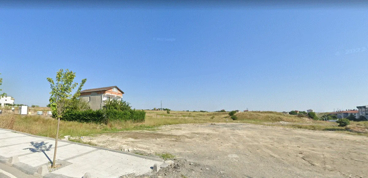 İstanbul Arnavutköy'de 3 Kat İmarlı Satılık Arsa