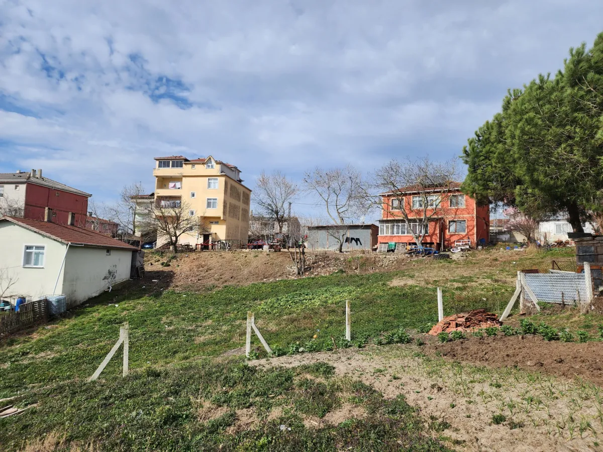 SİLİVRİ BÜYÜKÇAVUŞLUDA SATILIK ARSA - Büyük 3