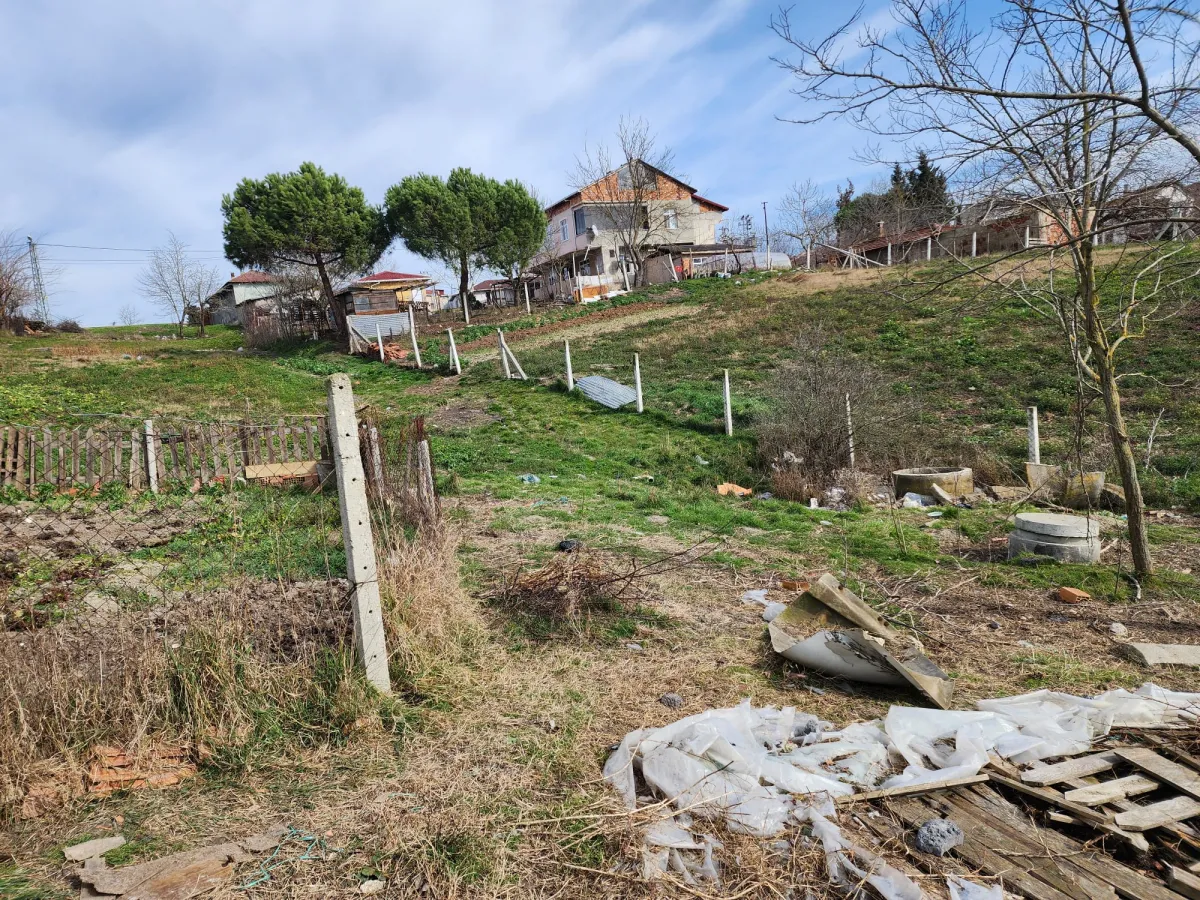 SİLİVRİ BÜYÜKÇAVUŞLUDA SATILIK ARSA - Büyük 4
