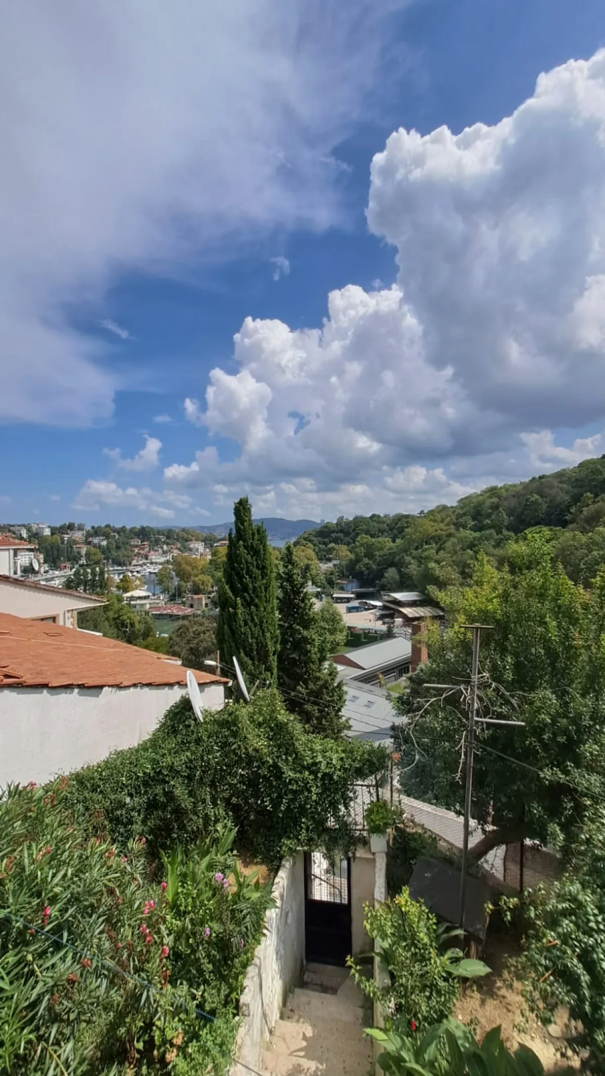 SARIYER İSTİNYEDE SATILIK MUSTAKİL EV - Büyük 1