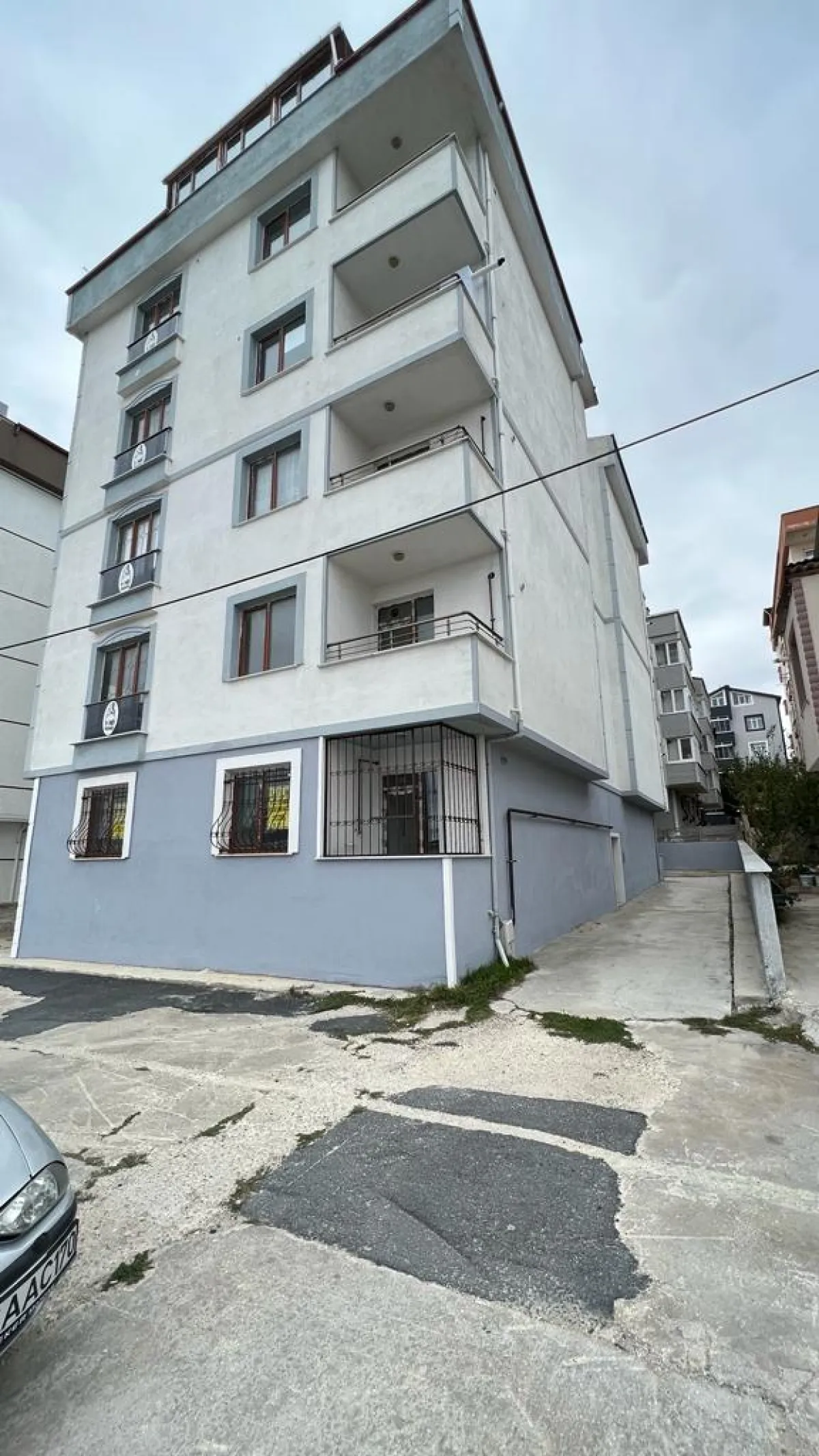 Çerkezköy Merkezde Satılık 5+2. 215 M2 Dublex Daire - Büyük 1