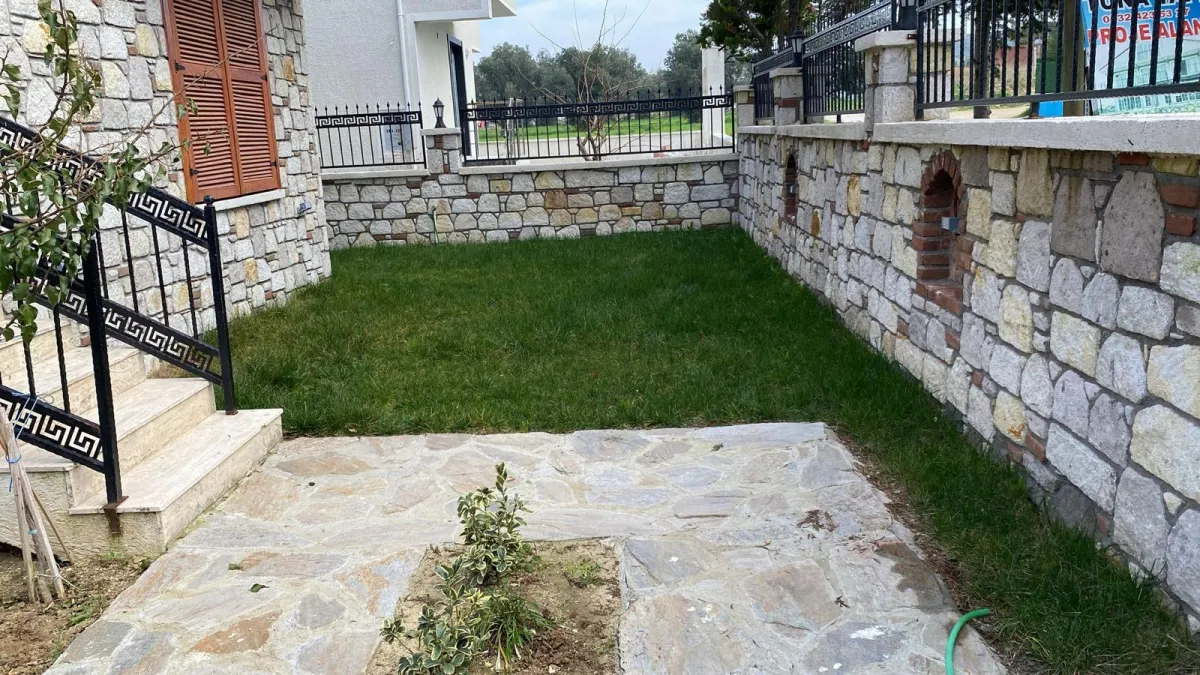 AVŞA'NIN EN GÜZEL MÜSTAKİL VİLLASINI SATIYORUZ - Büyük 2