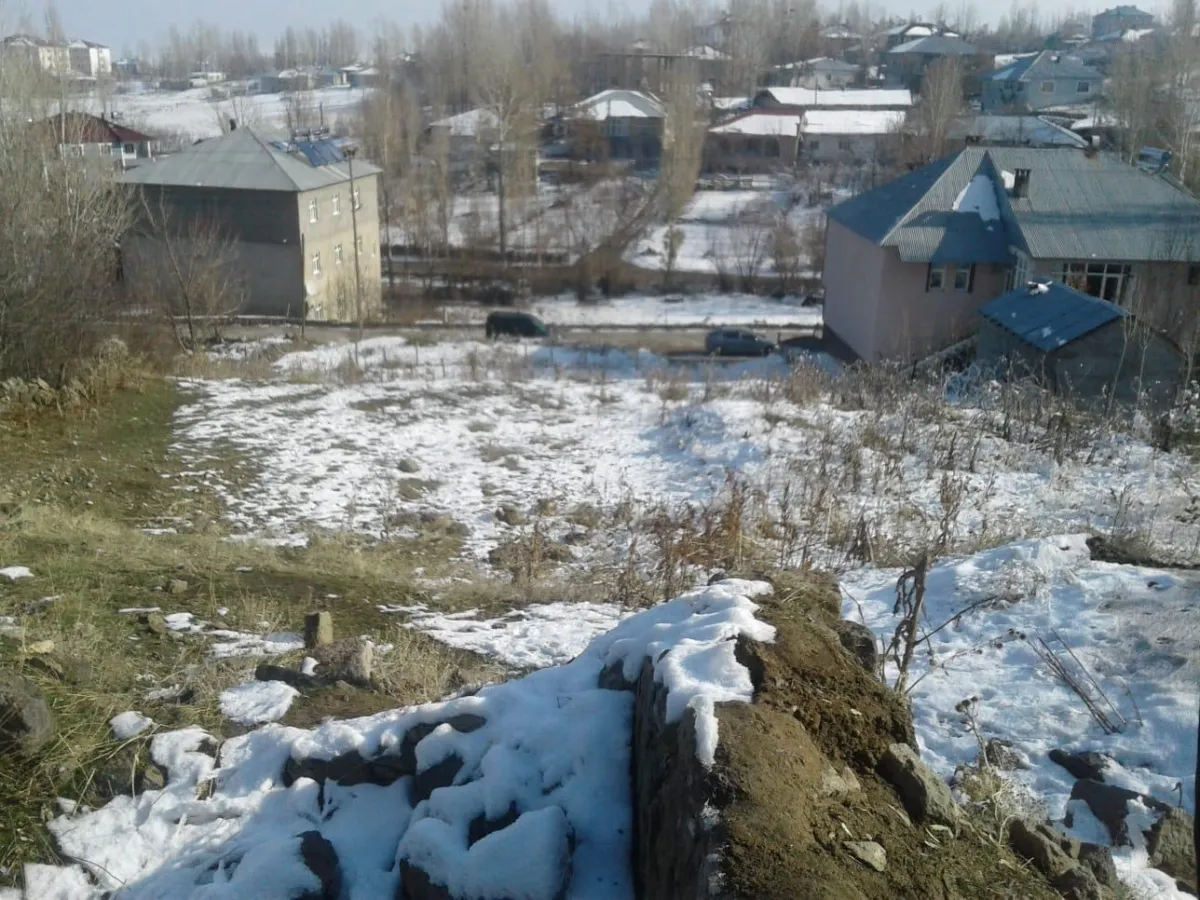 Muş Bulanıkta Satılık 1.500 M2 Arsa - Büyük 1