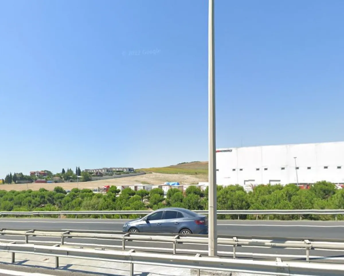 Büyükçekmece Karaağaçta Satılık Arazi