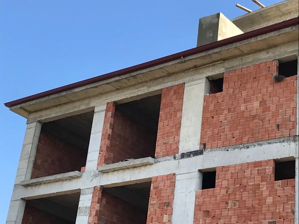 Edirne Enez'de Acil 4.5 Katlı Kaba İnşaatı Bitmiş Bina - Büyük 2
