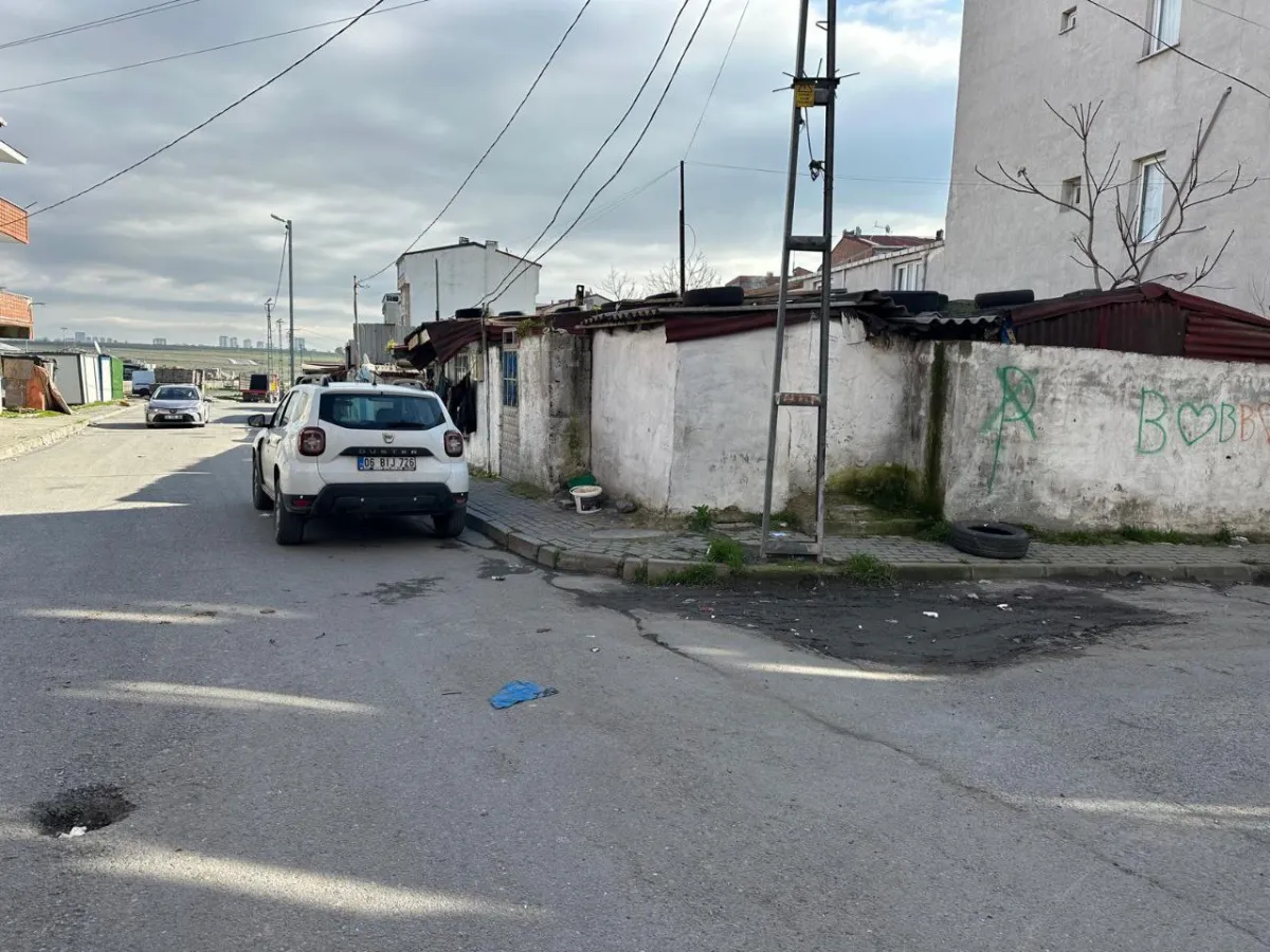 Avcılar Firuzk&ouml;y'de 400 M&sup2; Satılık Arsa - Büyük 3