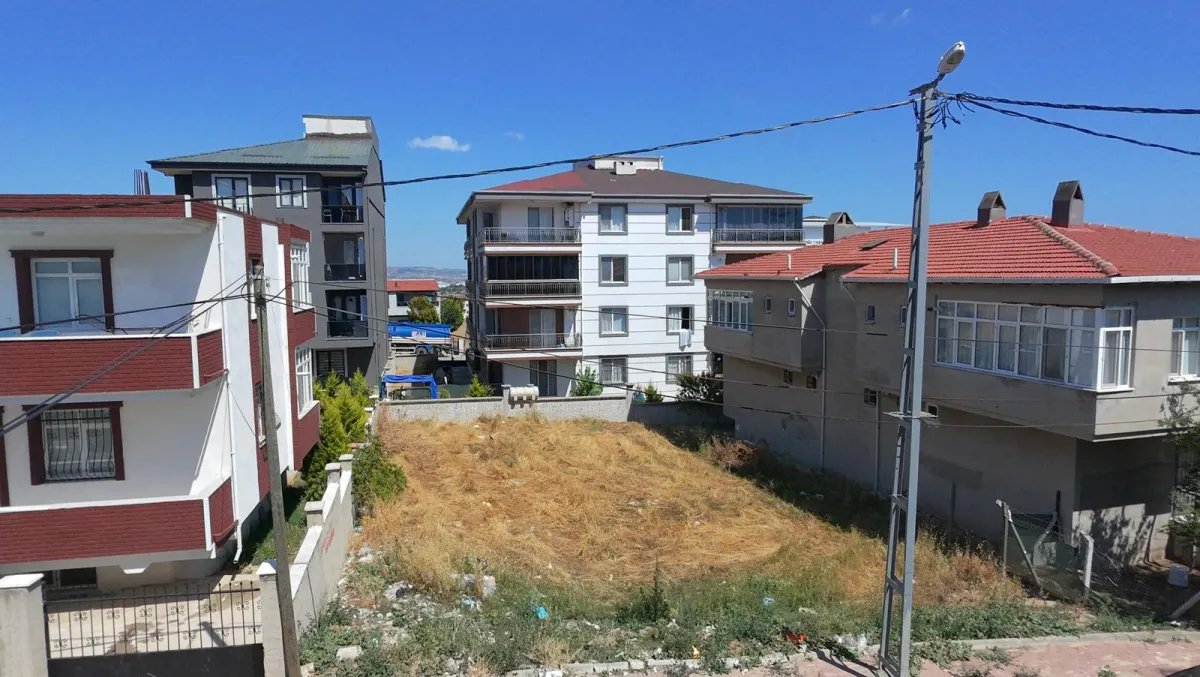 4 Kat İmarlı 372 M&sup2; Satılık Arsa - Büyük 4